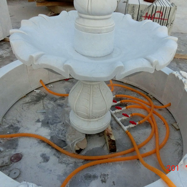 Virgin Mary Water Fountain for Outdoor Spaces